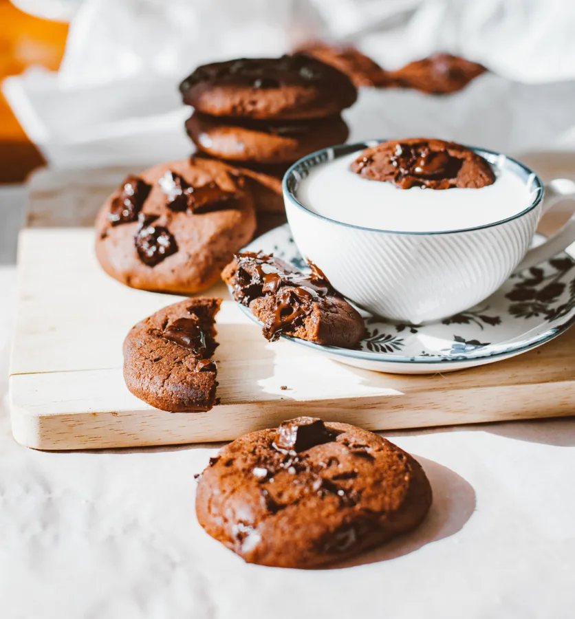 A warm drink and chocolate biscuits ready for the workshop break